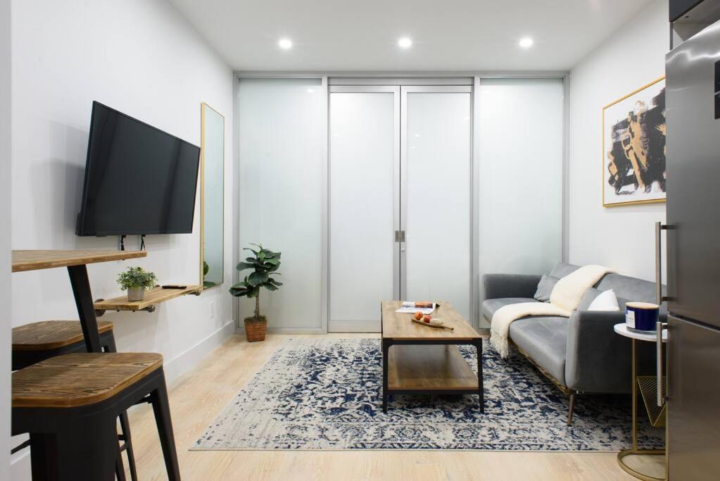Apartamento 78-2d New Furnished 1br Wd Walk To Park *